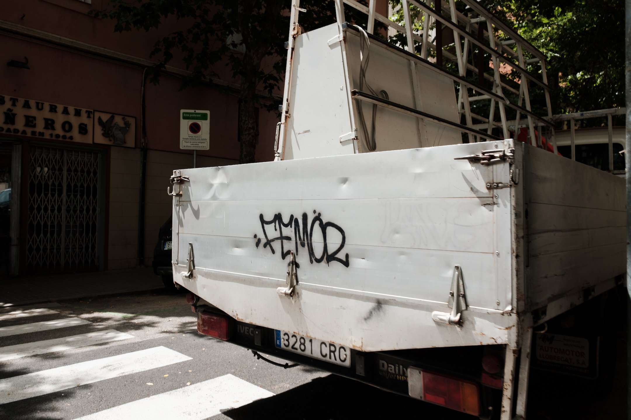 Barcelona- A Day, A Life by Ben Holbrook from Driftwood Journals-48