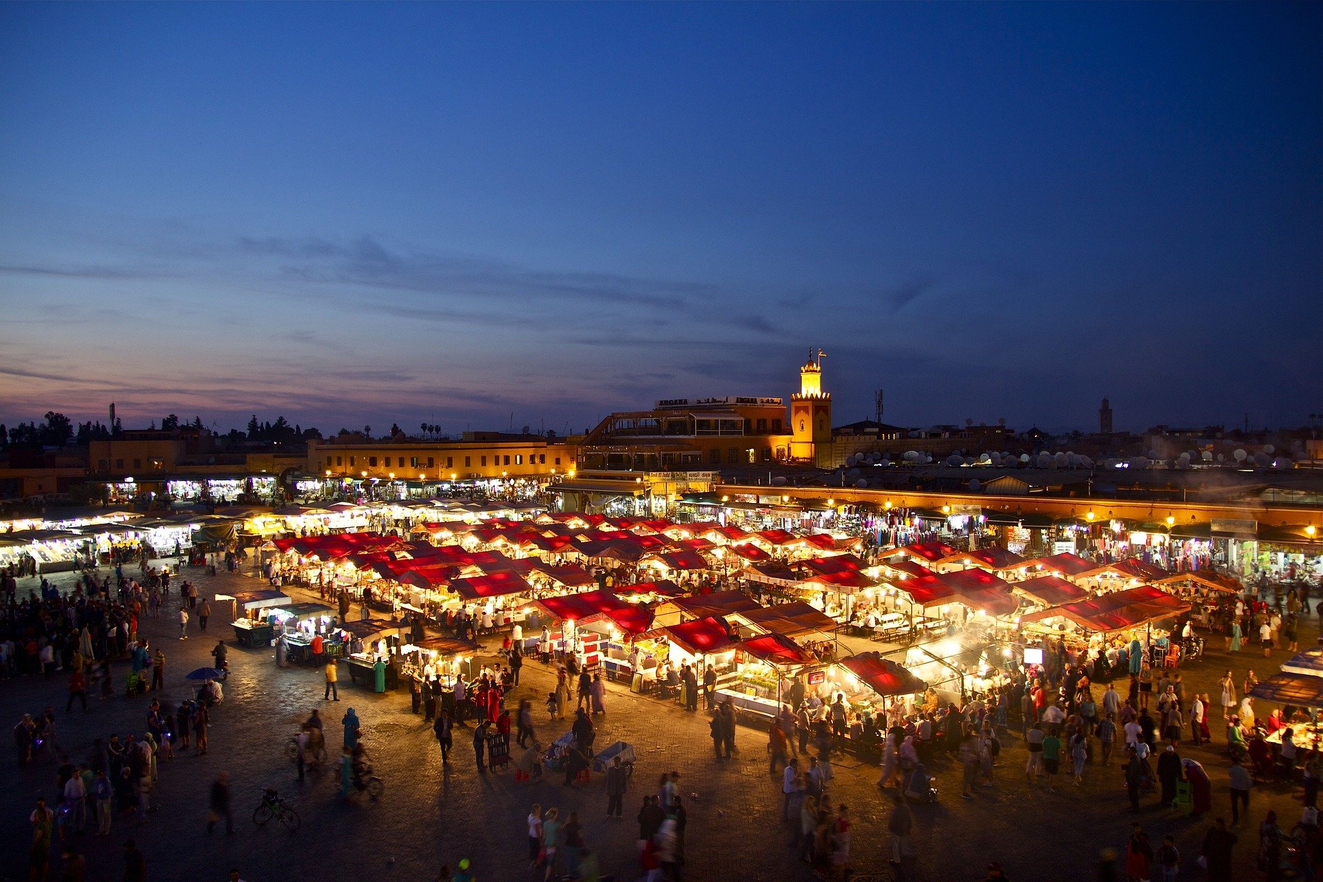 https://www.driftwoodjournals.com/s/img/wp-content/uploads/2021/11/Christmas-in-Marrakech.jpeg?utm_source=chatgpt.com
