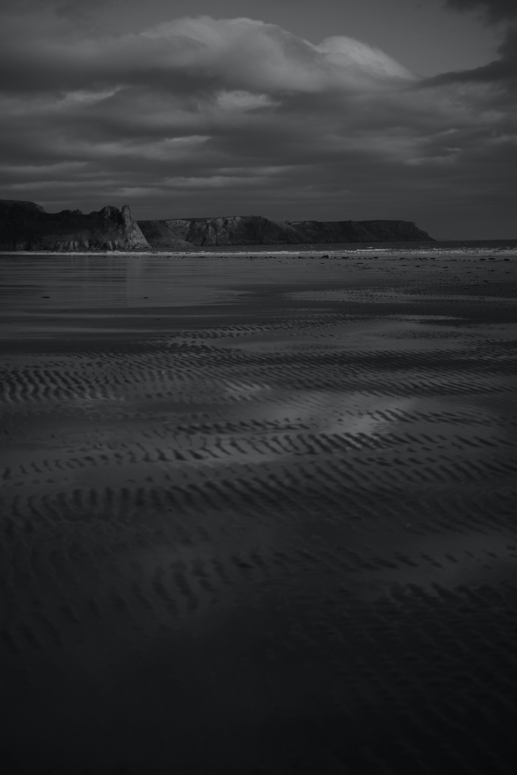 Tor Bay, Gower Peninsula, South Wales, Swansea - Fuji XT3 + 23mm F/2 SOOC Photo Samples by Ben Holbrook from DriftwoodJournals.com