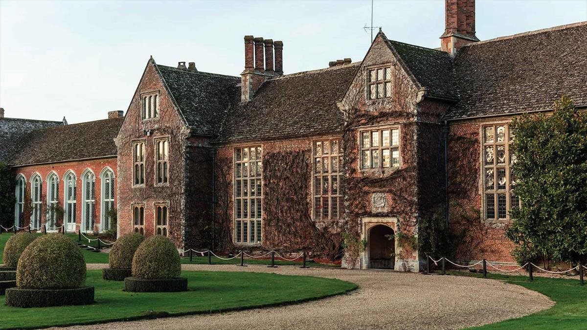 2. Littlecote House, Berkshire: Where Motown Meets Majestic Stays