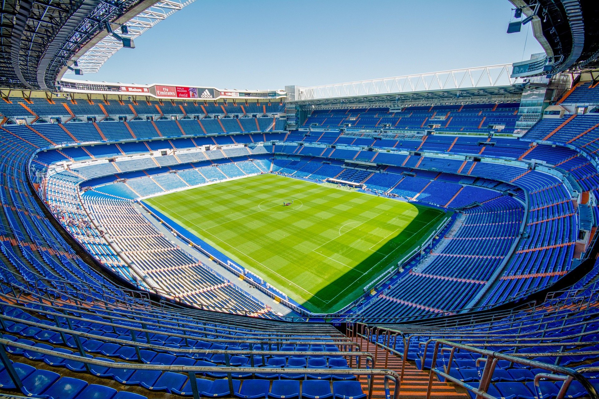 Where to play casual football in Dubai