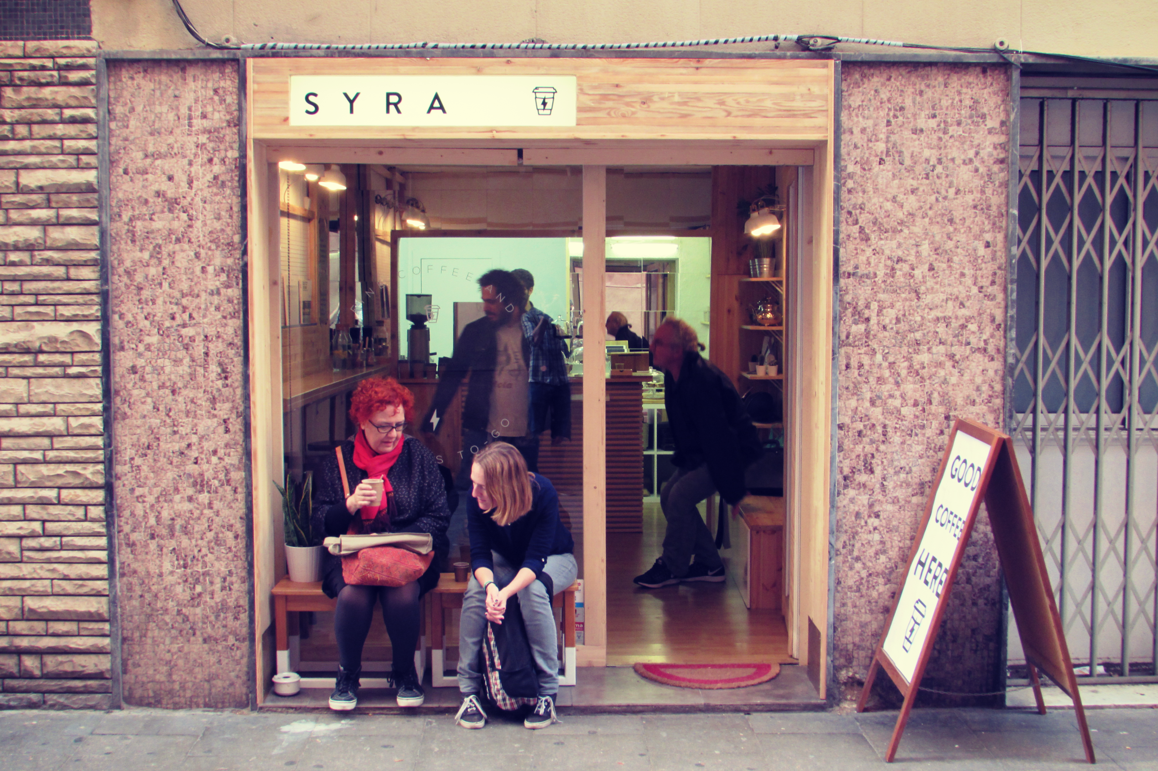 Syra Coffee (Gracia) ~ Proper Coffee To-Go in Barcelona 
