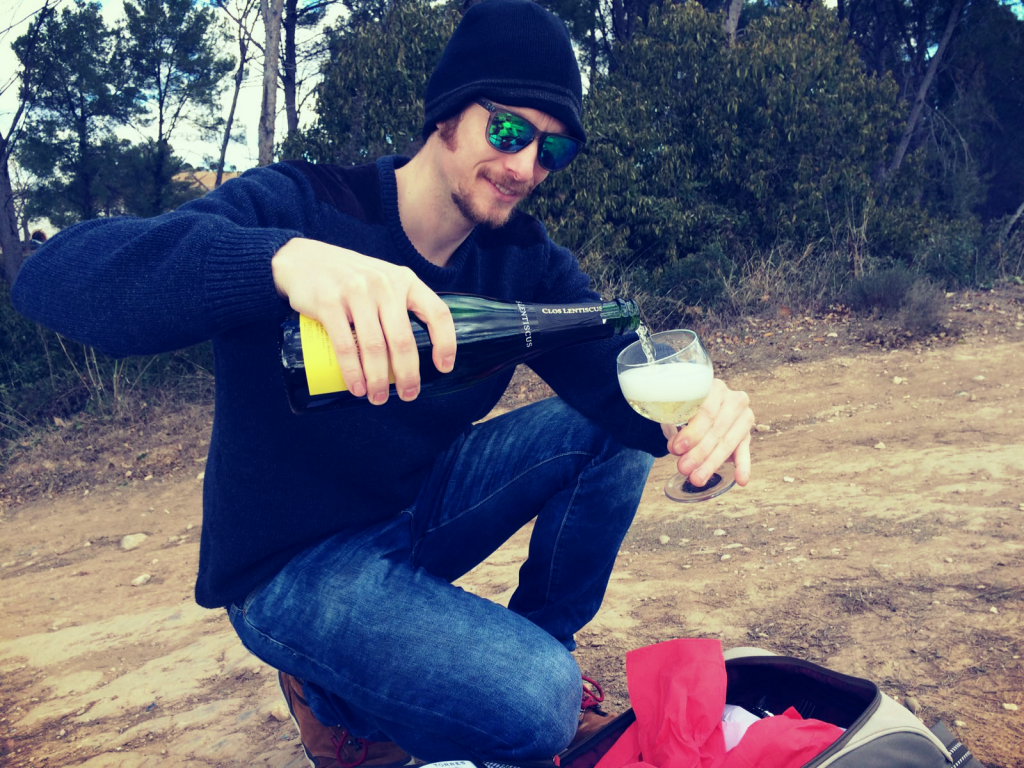 ben-holbrook-drinking-cava-in-a-vineyard-in-penedes-barcelona ben-holbrook-drinking-cava-in-a-vineyard-in-penedes-barcelona