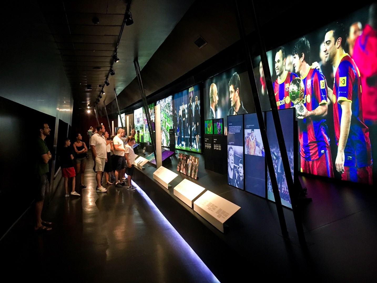 Camp Nou Experience Tour Museum Barcelona M s Que Un Club 