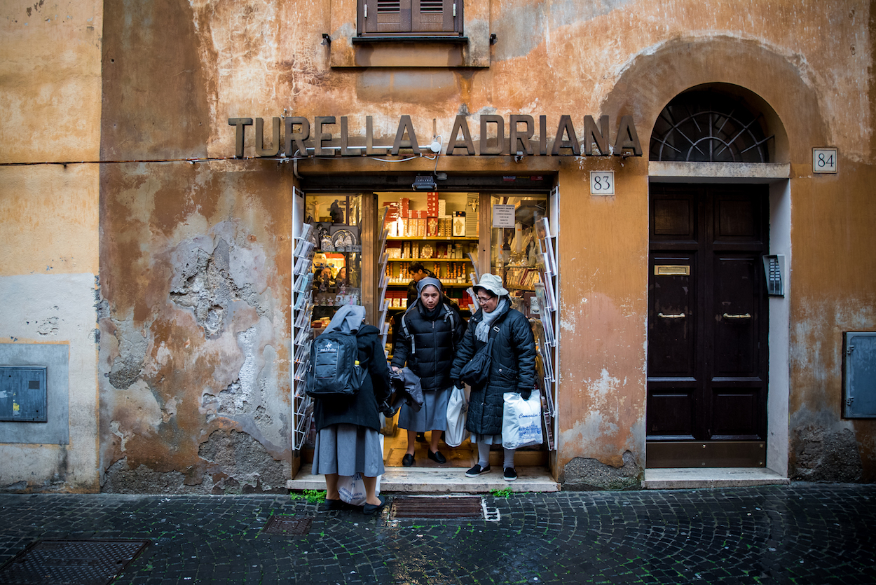 Things to Do in Rome, Italy - an insider's travel guide by travel blogger Ben Holbrook