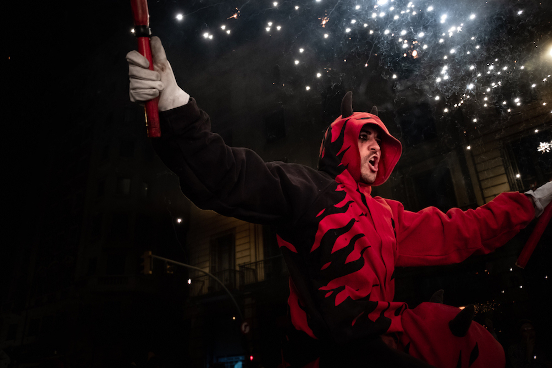 La Merce Correfoc Fire Run Devils with Fire on Via Laietana - by Ben Holbrook from DriftwoodJournals.com