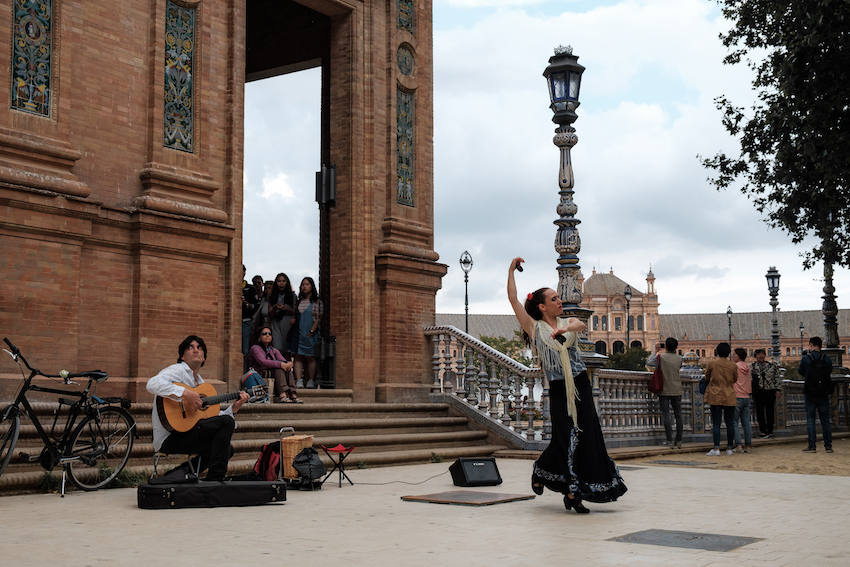 Free Flamenco Show in Seville - Plaza Esaña