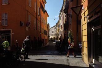 One Day in Modena - Travel and Street Photography by Ben Holbrook from DriftwoodJournals.com-5607