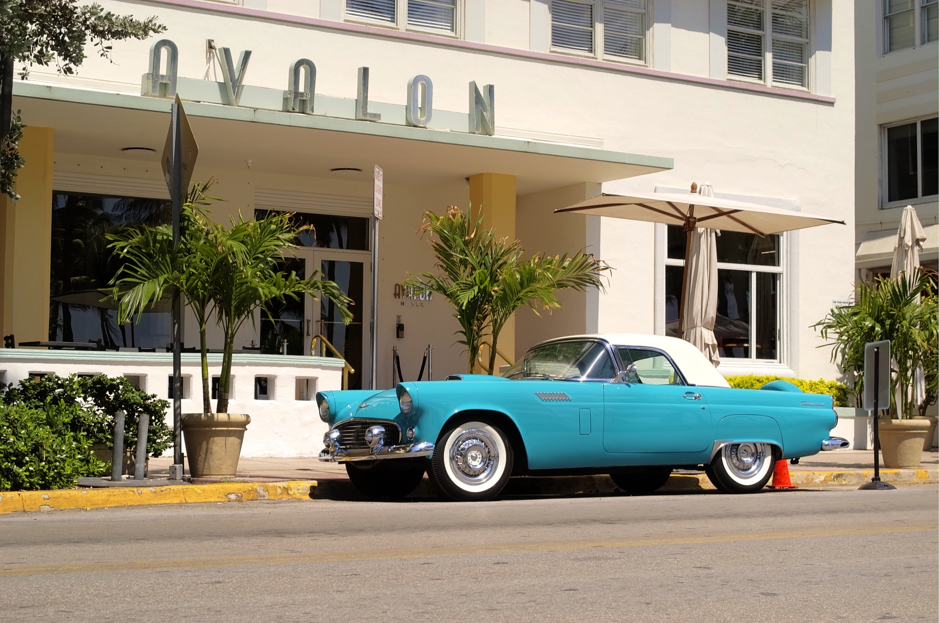 6 Money-Saving Hacks for Your Next Driving Holiday – Driftwood Journals