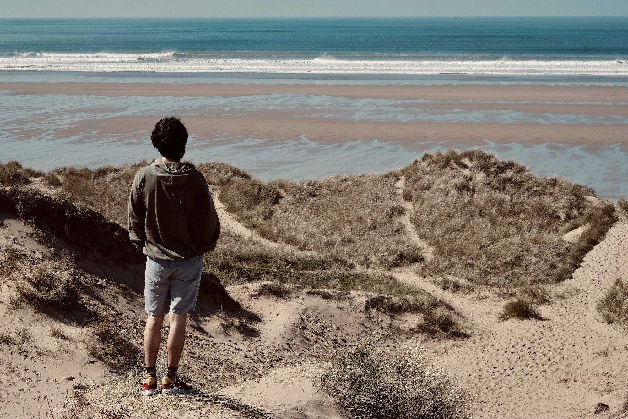 A Llangennith Spring Surf – Fujifilm XT4 + 55-200mm f/3.5-4.8